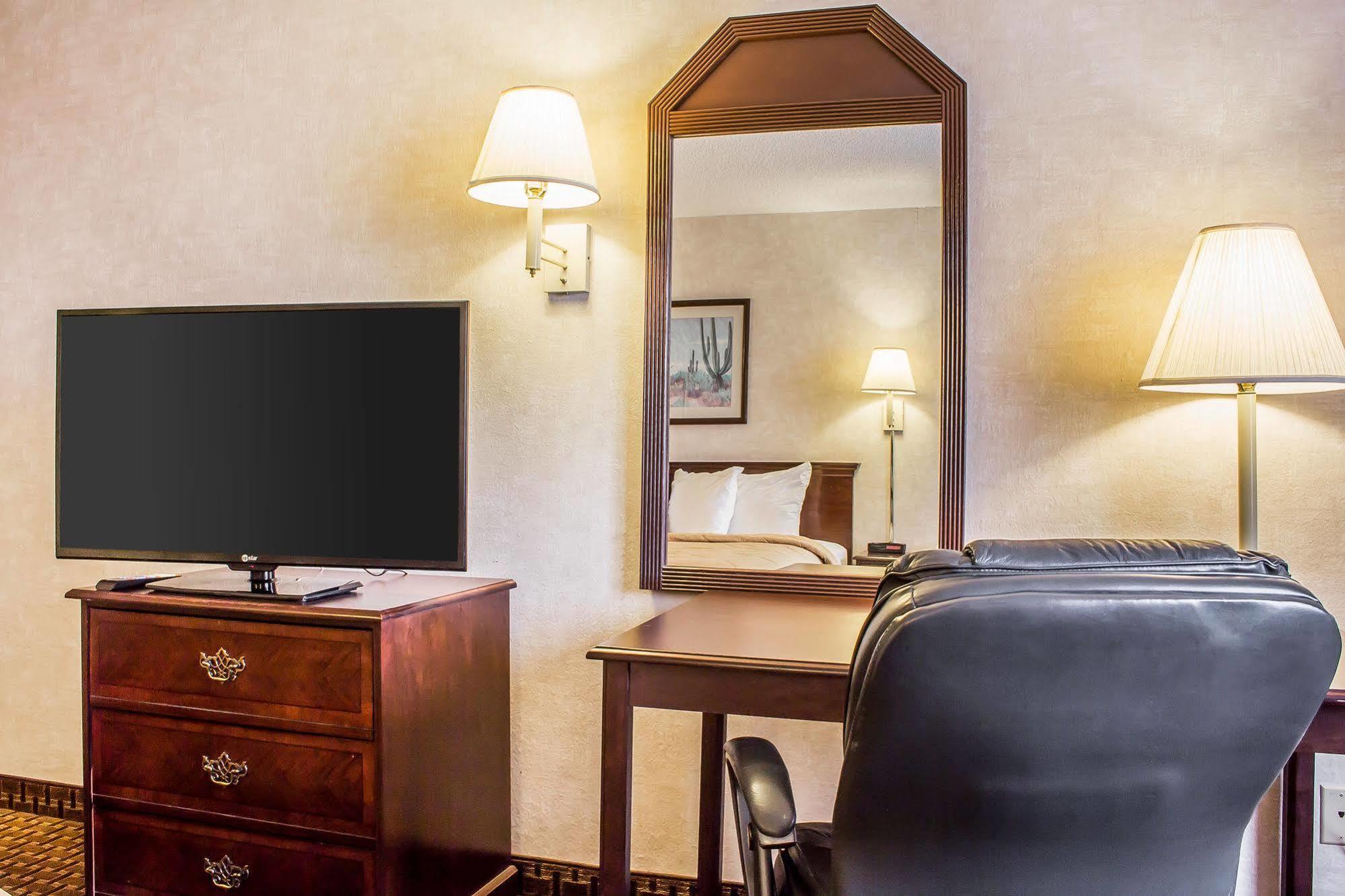 Quality Inn & Suites Yuma Kültér fotó